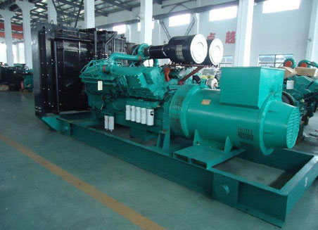 临夏800kw康明斯柴油发电机组图片 临夏800kw康明斯柴油发电机组图片